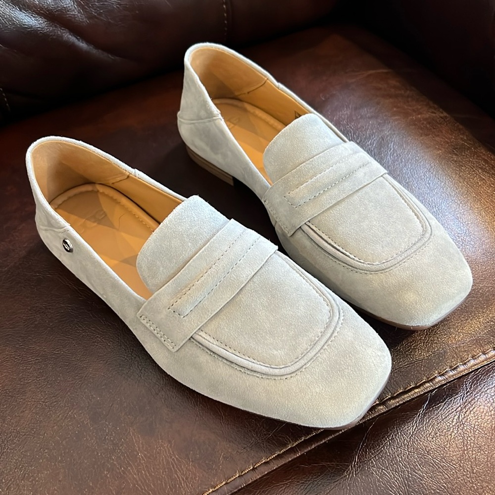 UGG, gray slip on loafers size 7